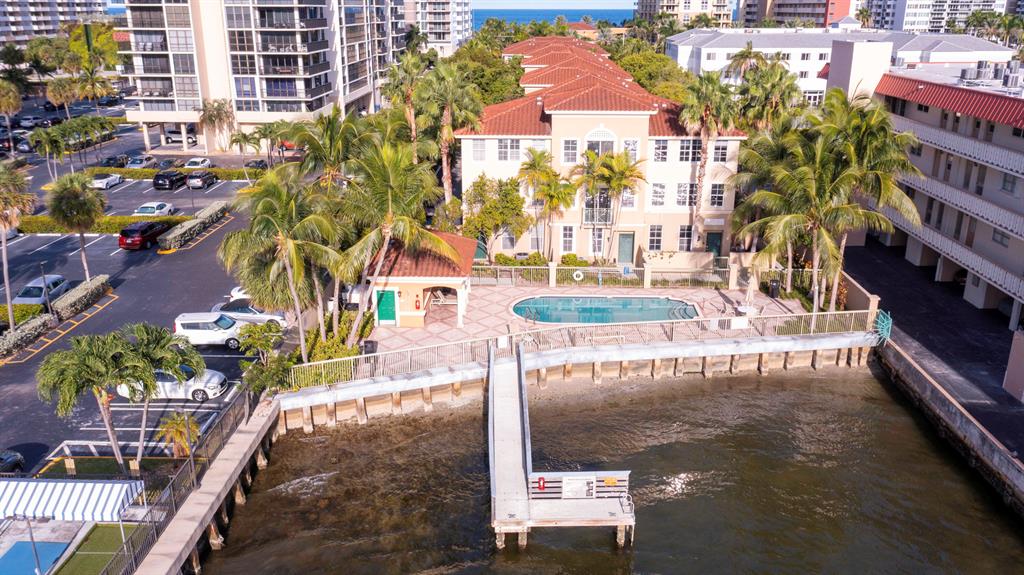 2069 S Ocean Drive Unit: Th15