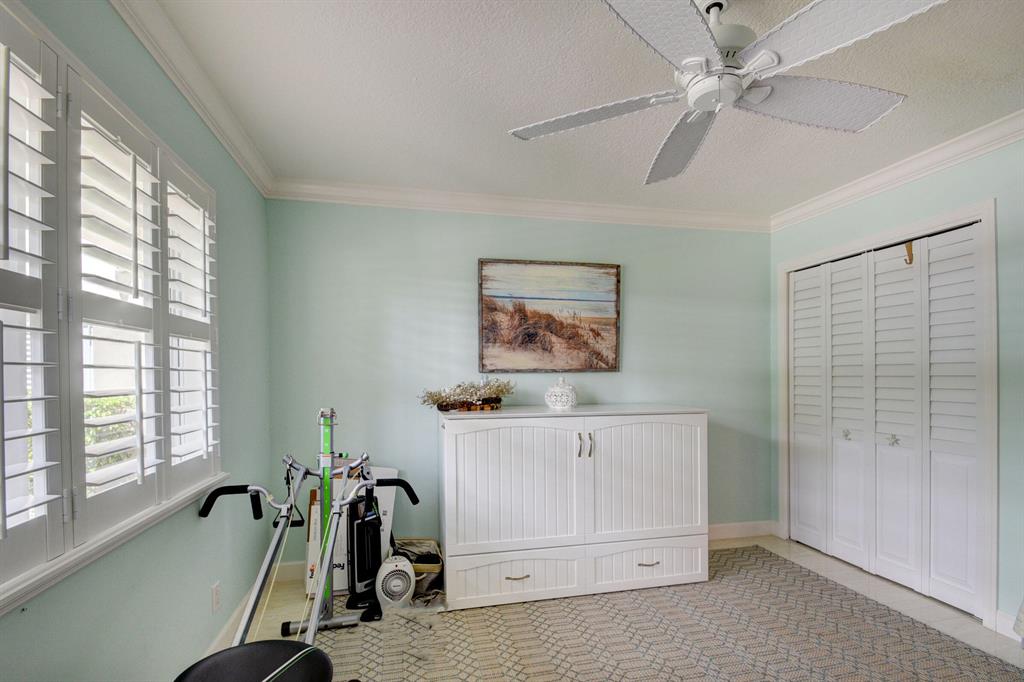 5900 NE 7th Avenue Unit: 104s