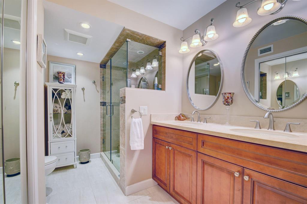 5900 NE 7th Avenue Unit: 104s