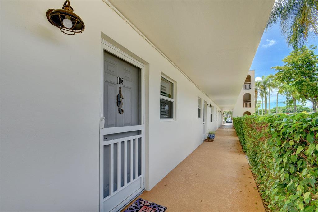 5900 NE 7th Avenue Unit: 104s