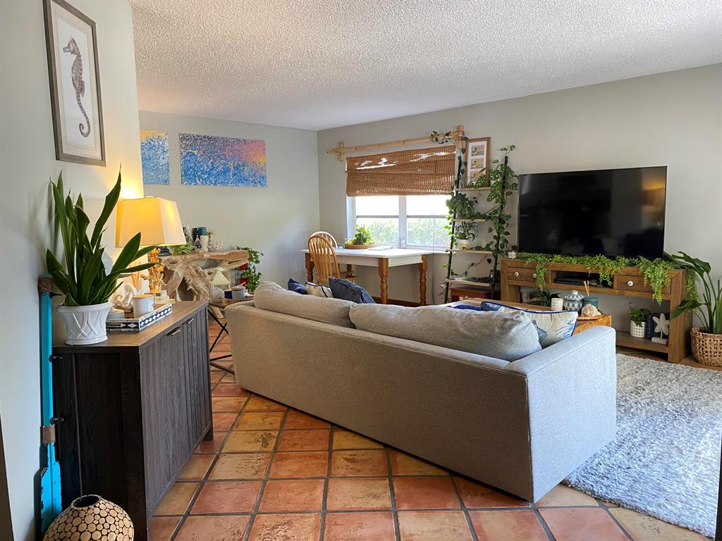 171 Seabreeze Circle Unit: 171