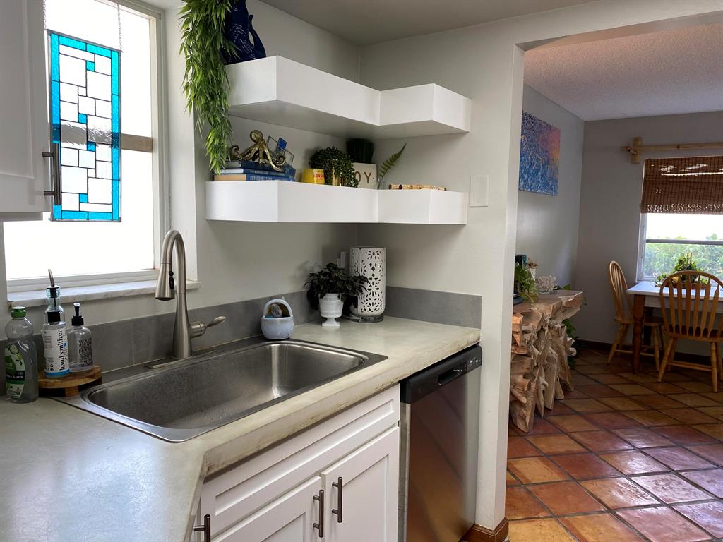 171 Seabreeze Circle Unit: 171