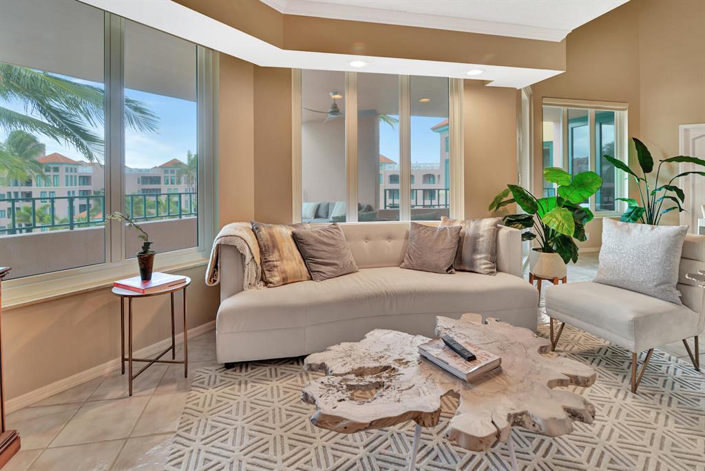 100 SE 5th Avenue Unit: 505