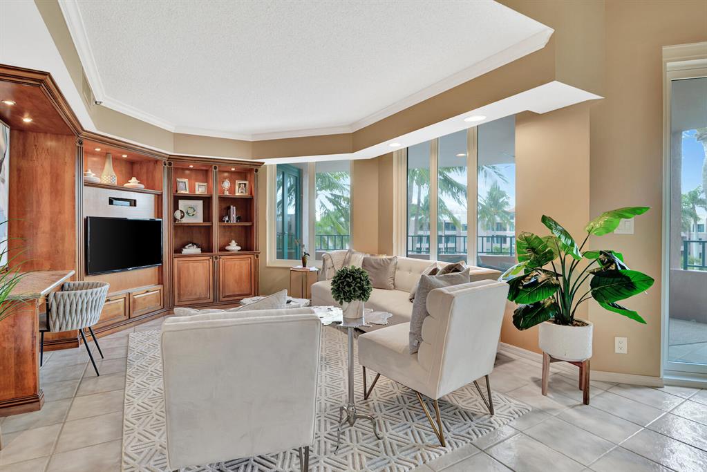 100 SE 5th Avenue Unit: 505