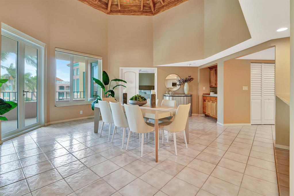 100 SE 5th Avenue Unit: 505