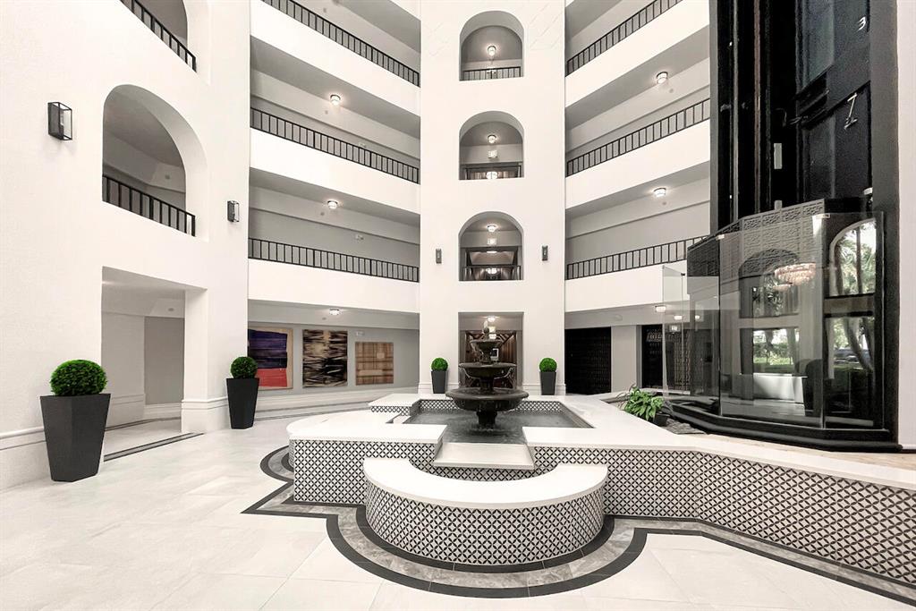 100 SE 5th Avenue Unit: 505