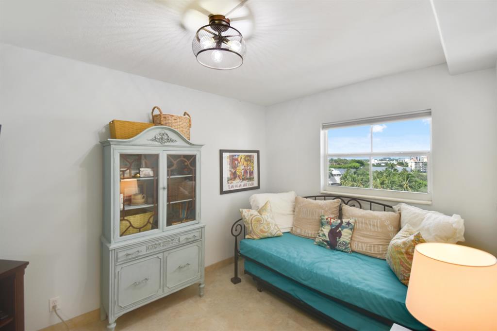 111 N Pompano Beach Boulevard Unit: 811