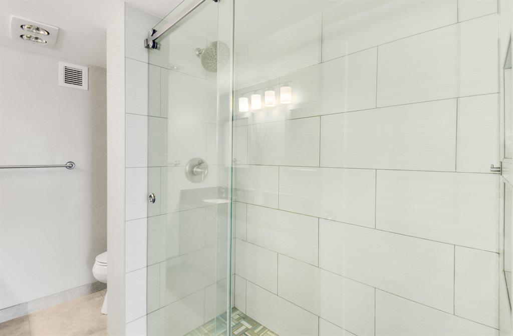 111 N Pompano Beach Boulevard Unit: 811