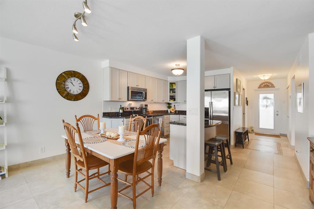 111 N Pompano Beach Boulevard Unit: 811