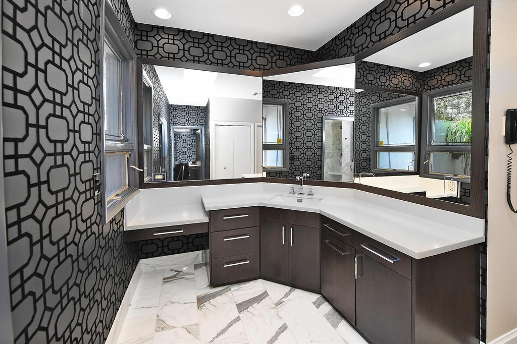 7156 Mandarin Drive