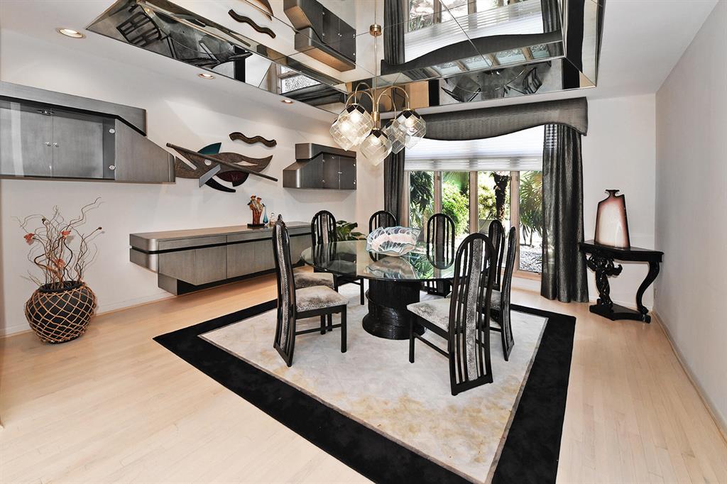 7156 Mandarin Drive