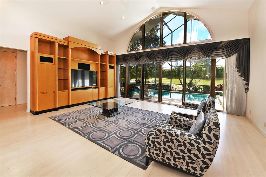 7156 Mandarin Drive