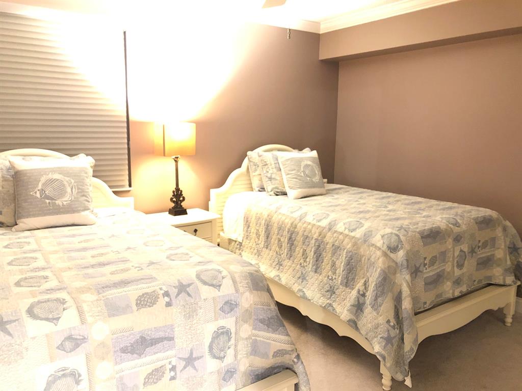 6133 Balboa Circle Unit: 405