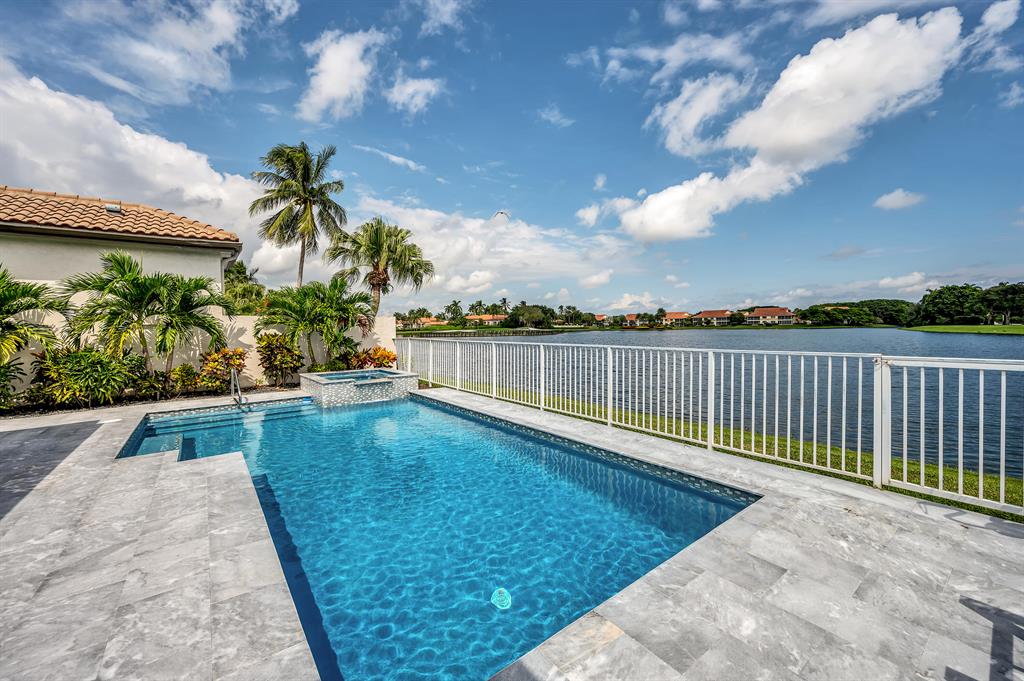 5824 NW 25th Terrace