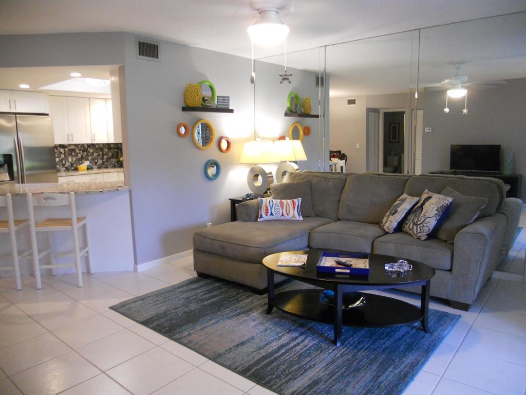 6544 Chasewood Drive Unit: D