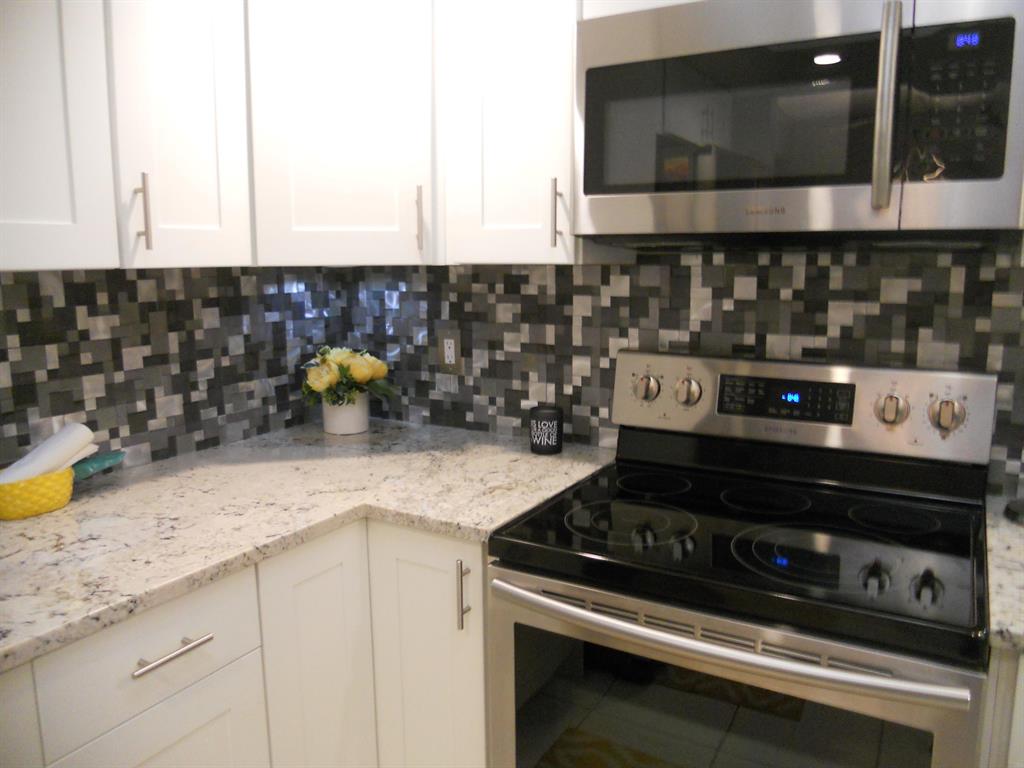 6544 Chasewood Drive Unit: D