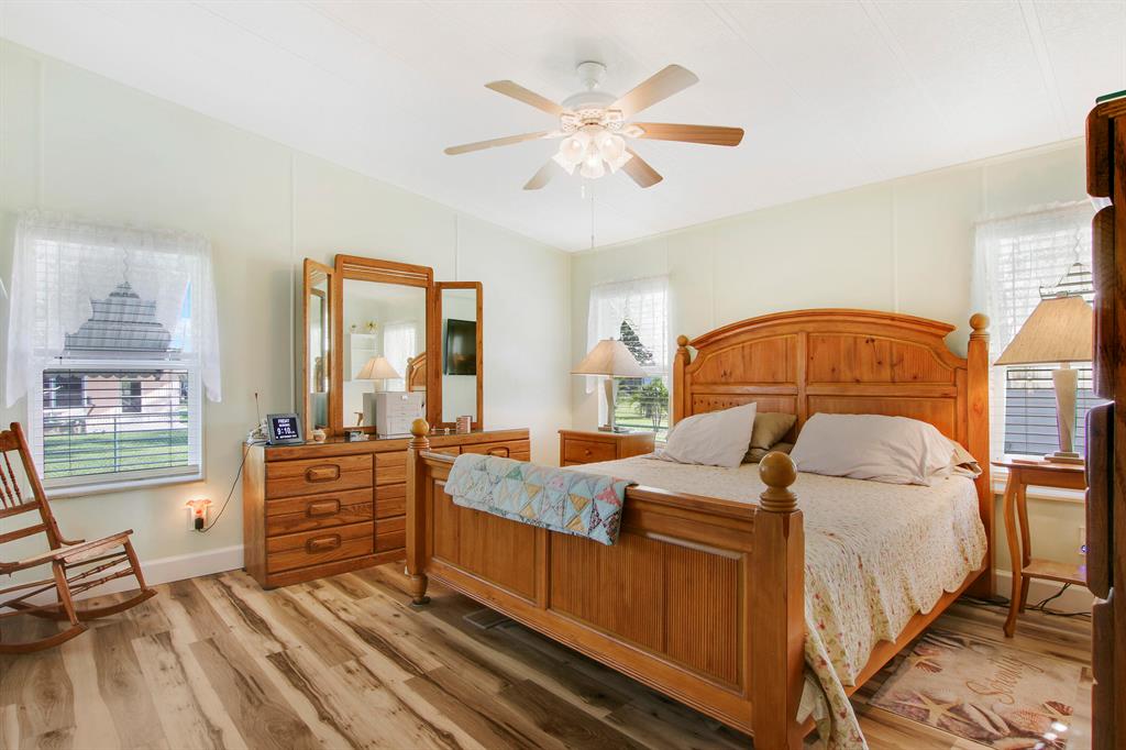 2785 SW Monarch Trail