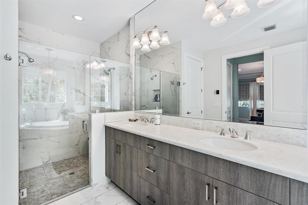 151 Tresana Boulevard Unit: 95