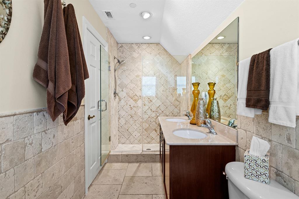 730 SE 12th Court Unit: 6