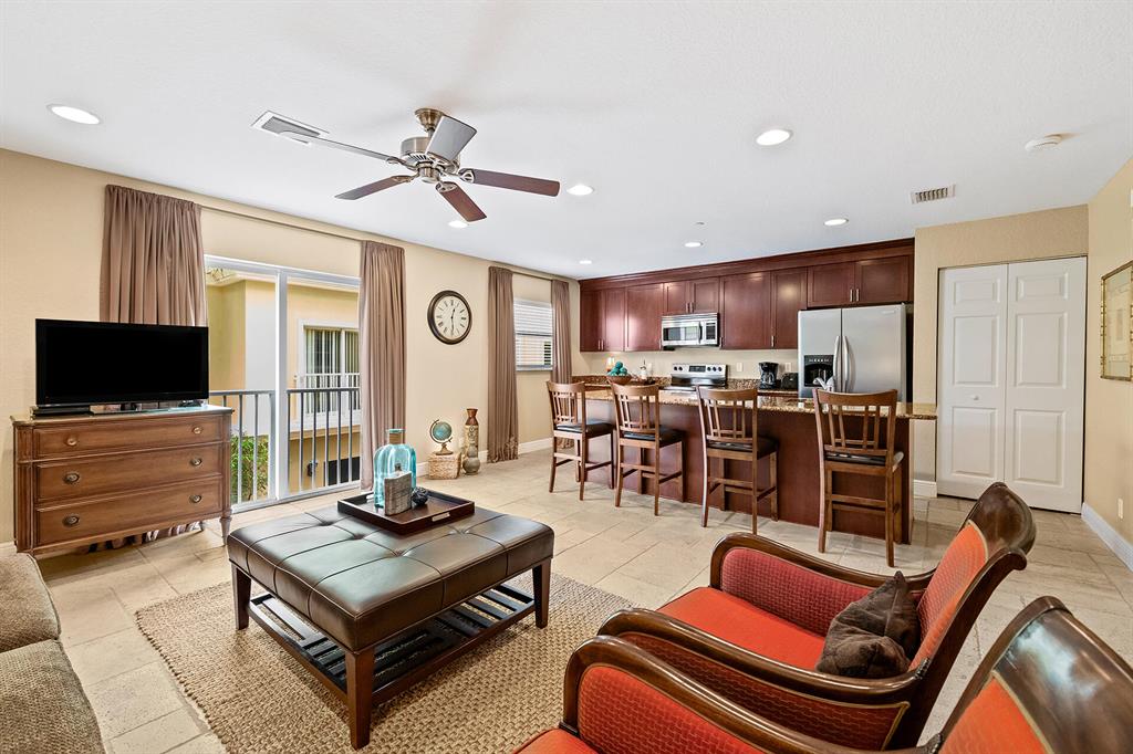 730 SE 12th Court Unit: 6