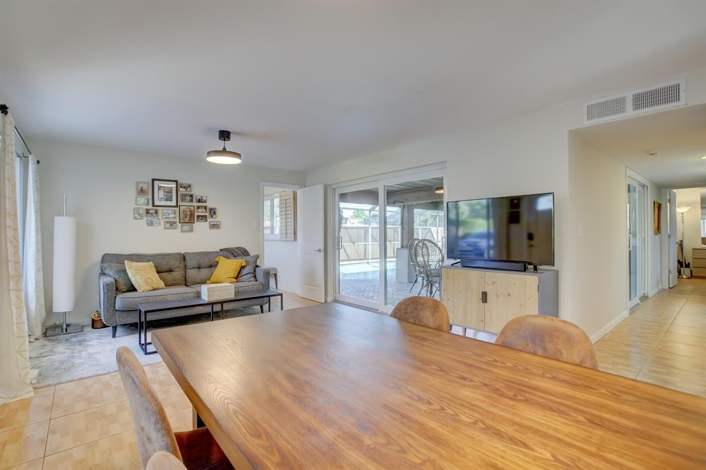 1531 NE 39th Street