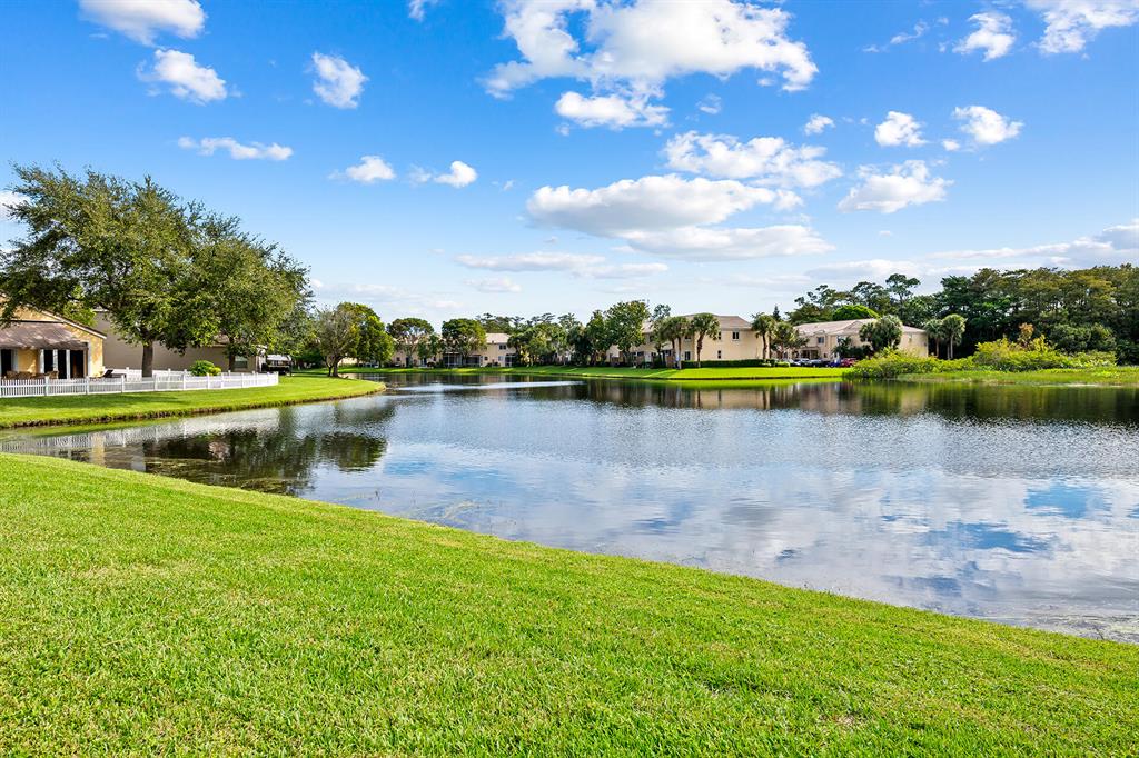 5746 NW 49th Way