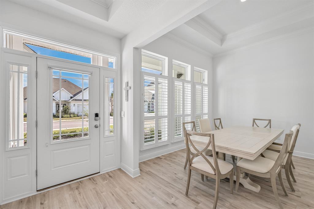 51 Palmview Lane