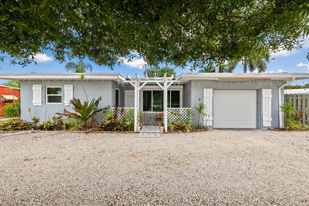 3574 N Old Dixie Highway