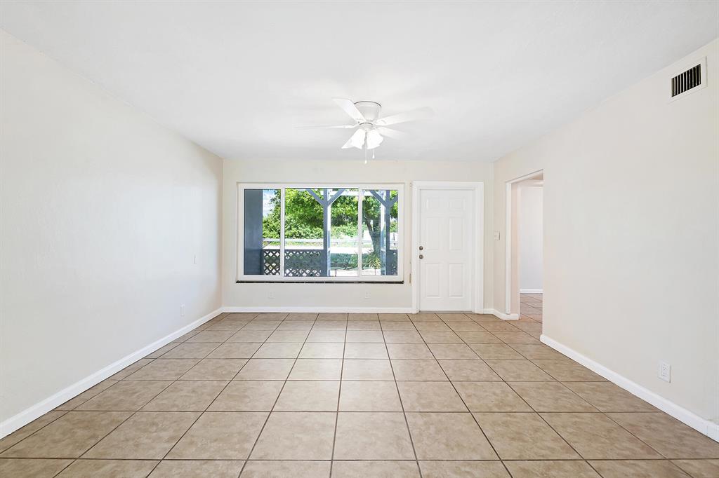 3574 N Old Dixie Highway