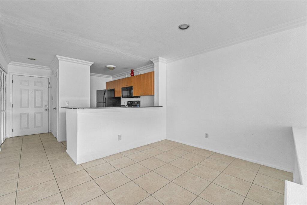 1740 Palm Cove Boulevard Unit: 4-108