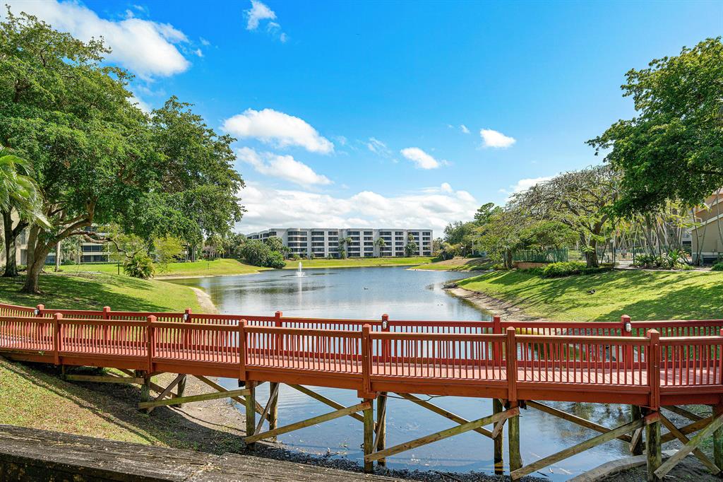 1740 Palm Cove Boulevard Unit: 4-108