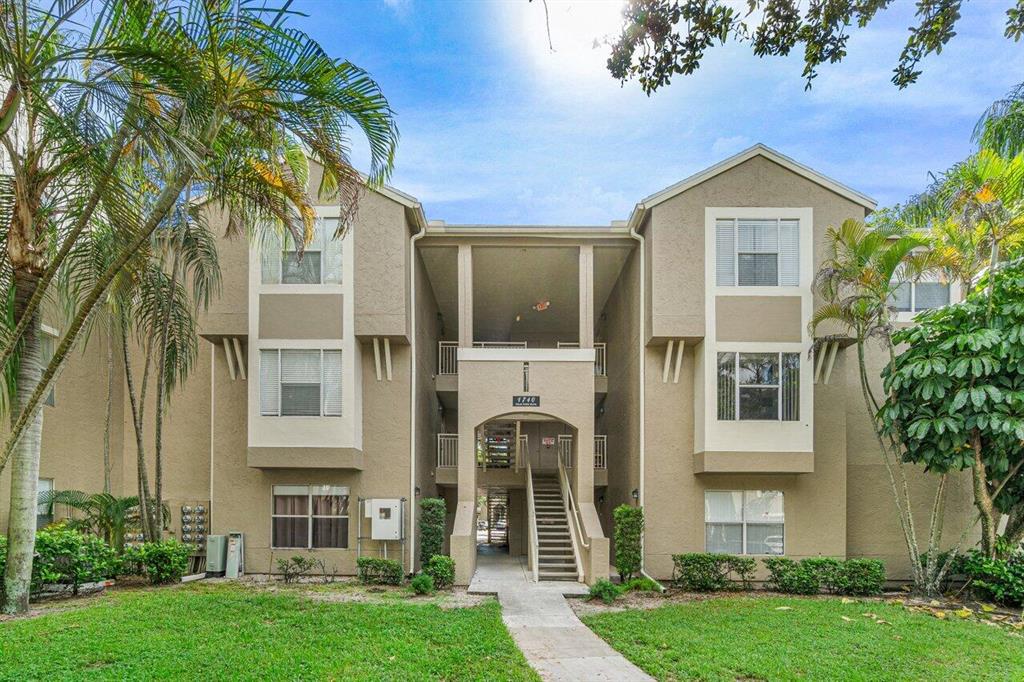 1740 Palm Cove Boulevard Unit: 4-108