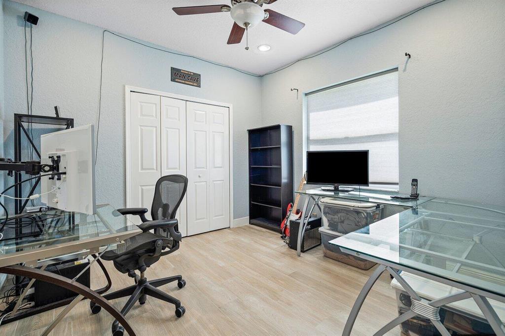 12437 Antille Drive