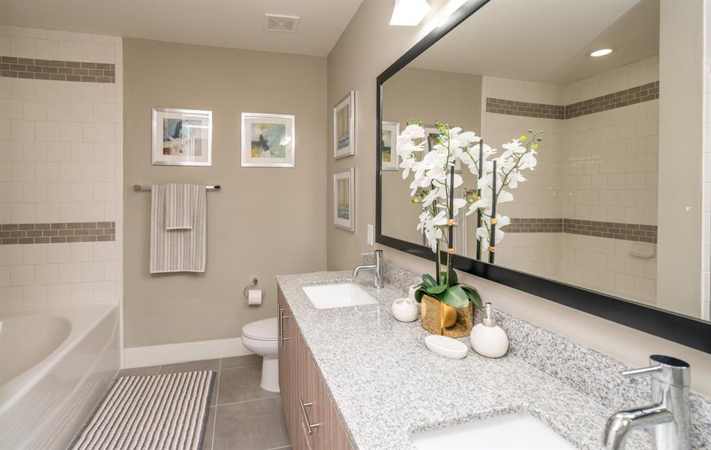 3130 W Latitude Circle Unit: 302