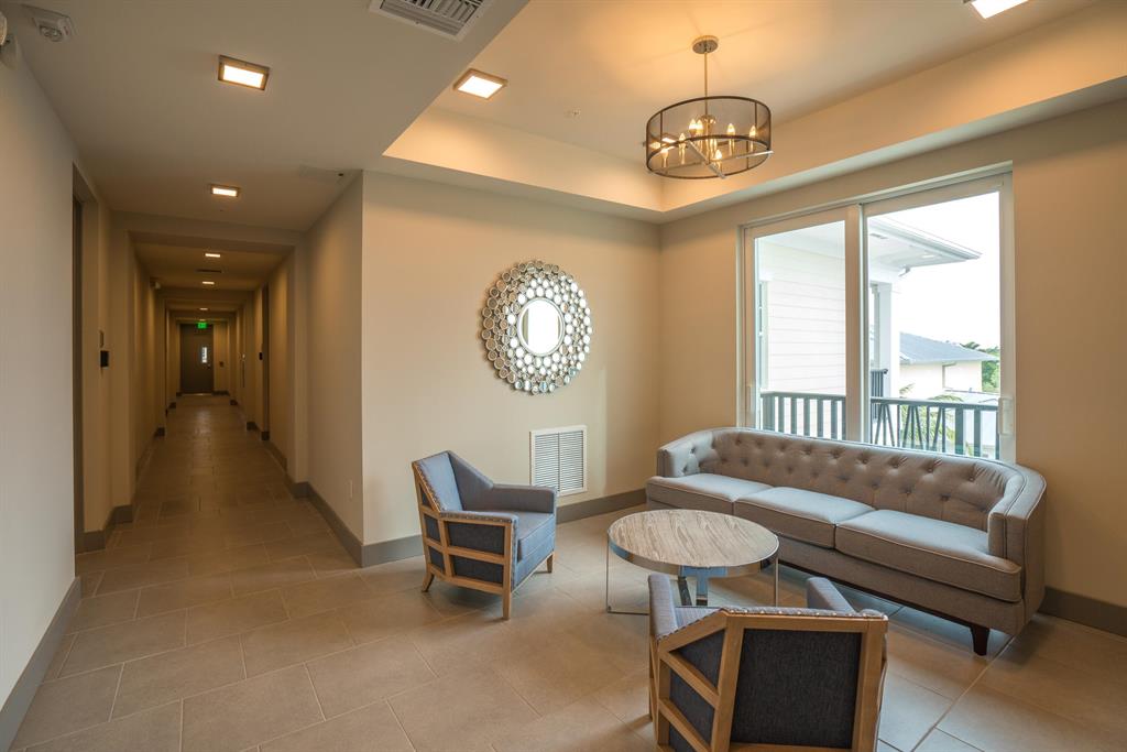 3130 W Latitude Circle Unit: 302