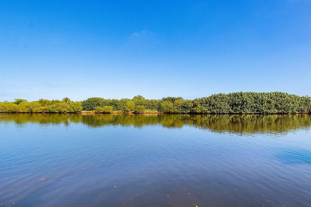 1034 Kokomo Key Lane