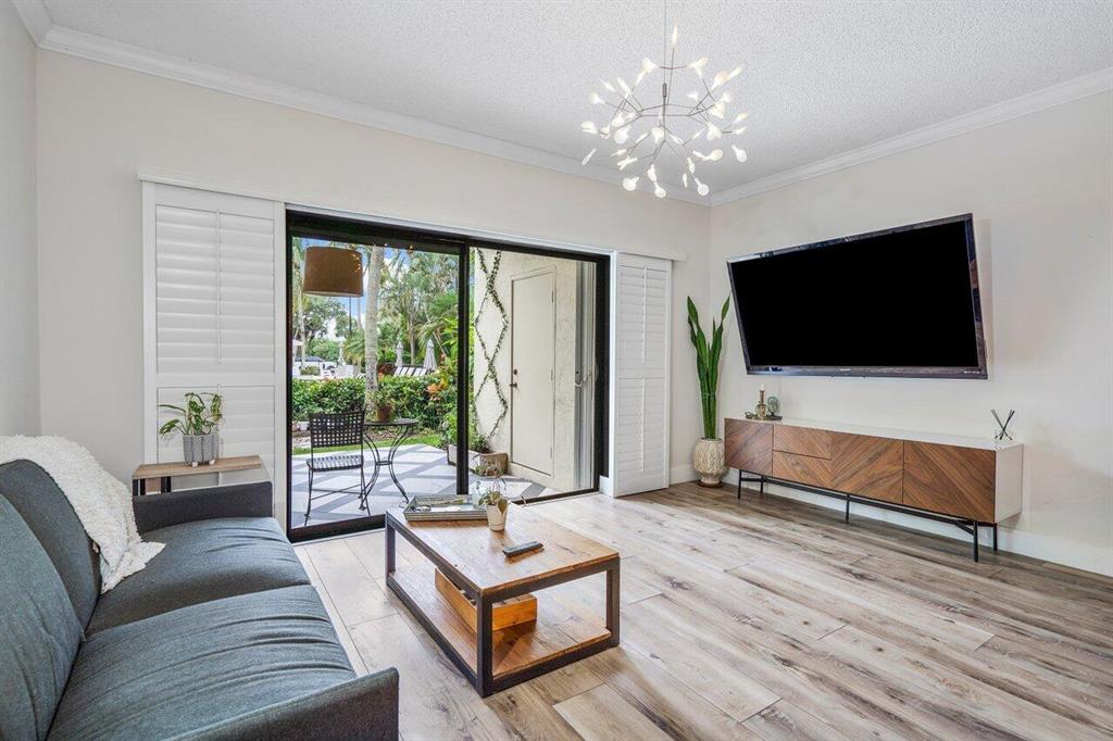 1034 Kokomo Key Lane