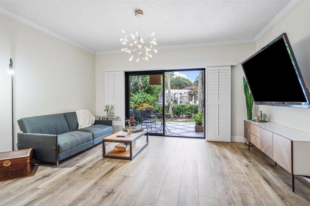 1034 Kokomo Key Lane