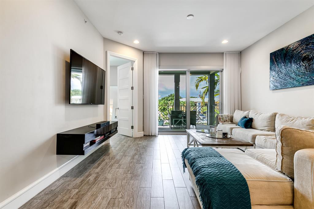 4511 El Mar Drive