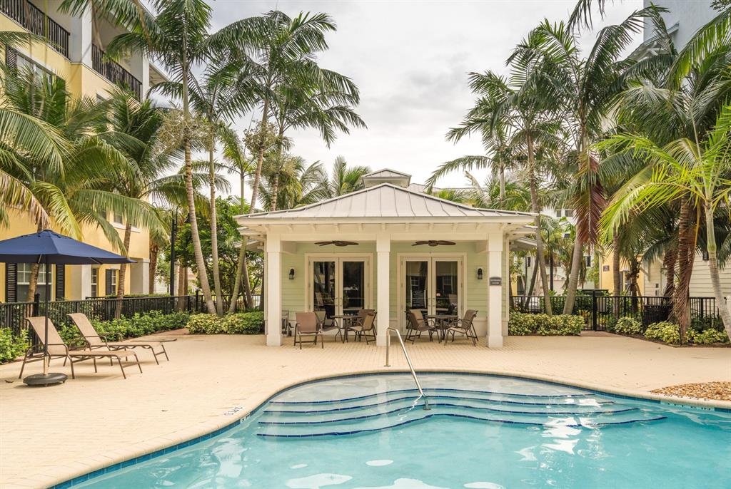 3130 W Latitude Circle Unit: 305