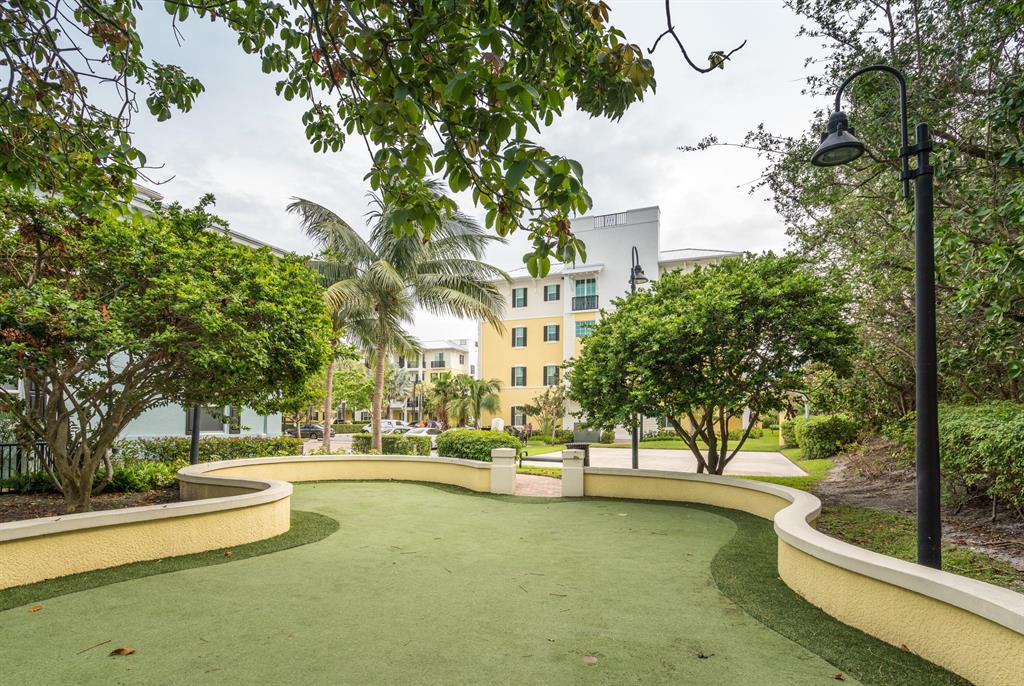 3130 W Latitude Circle Unit: 305