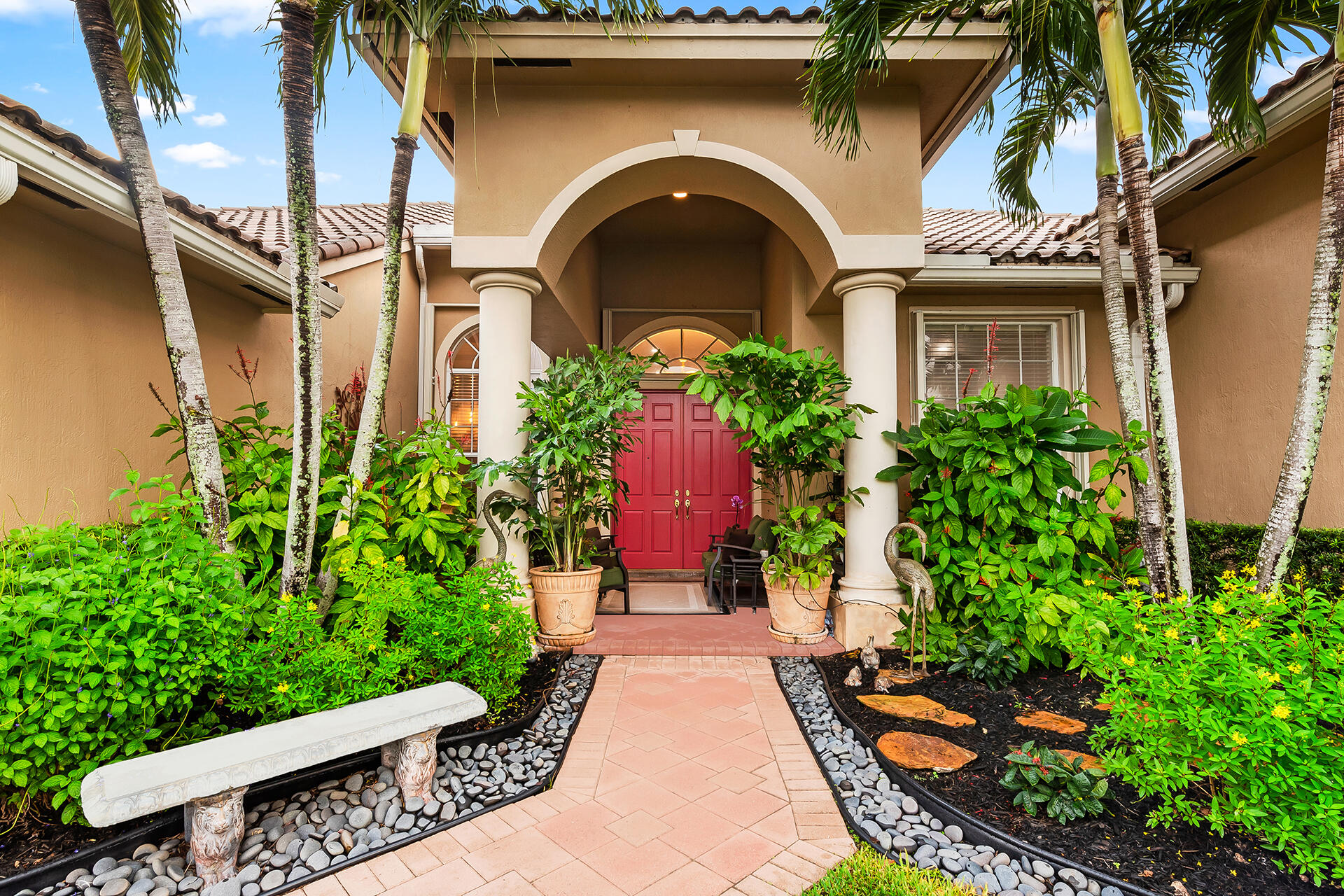 21698 Fall River Drive