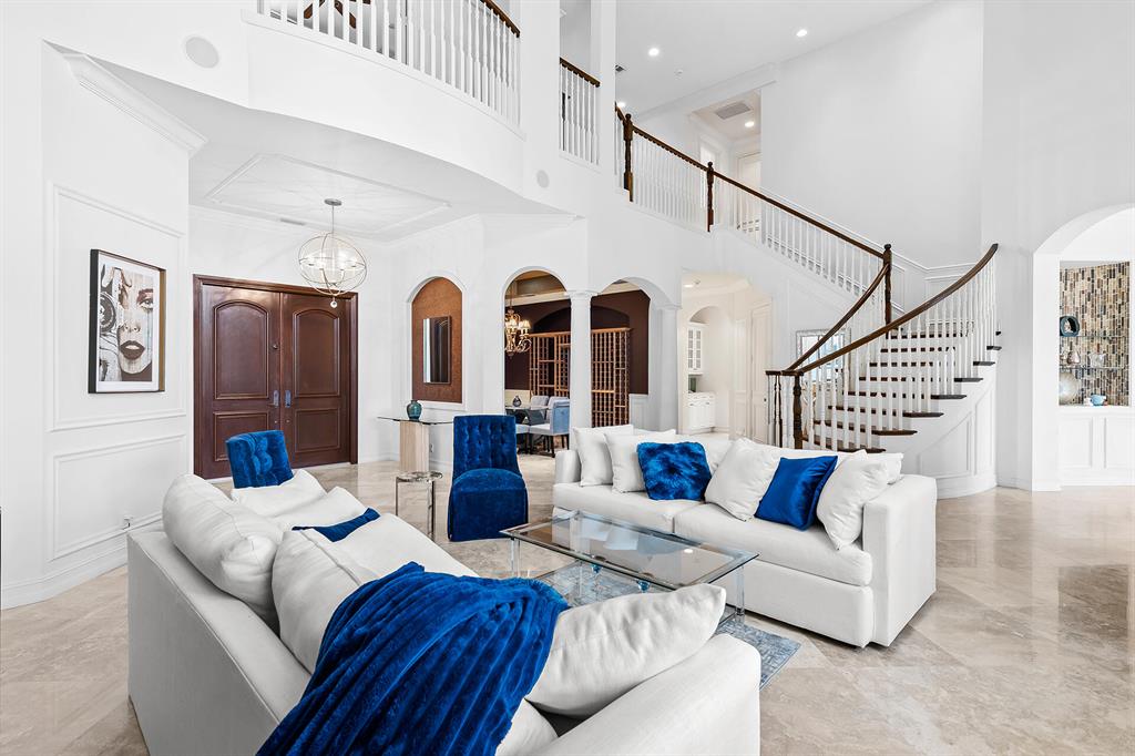 9455 Bridgebrook Drive