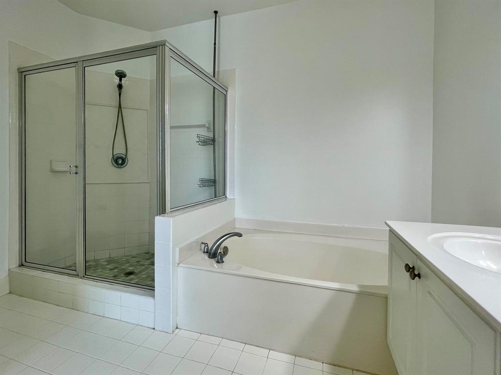 119 N Longport 2d Circle Unit: 2d