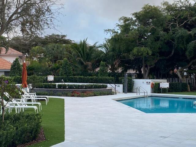 2077 NW 53rd Street