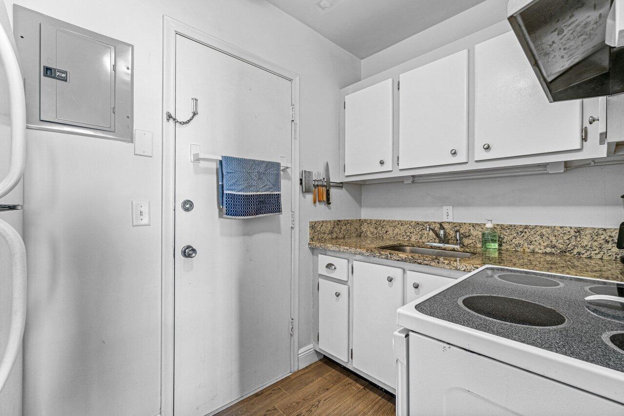 1801 NE 62nd Street Unit: 230