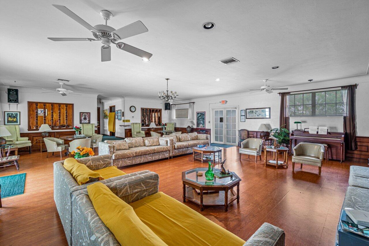 1801 NE 62nd Street Unit: 230