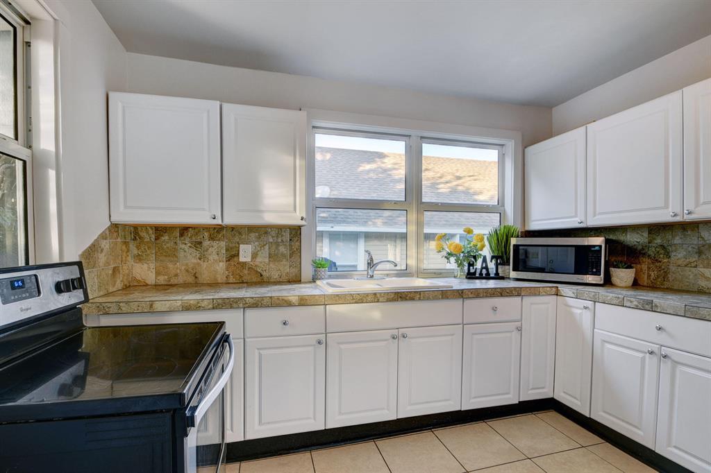 115 N Ocean Breeze