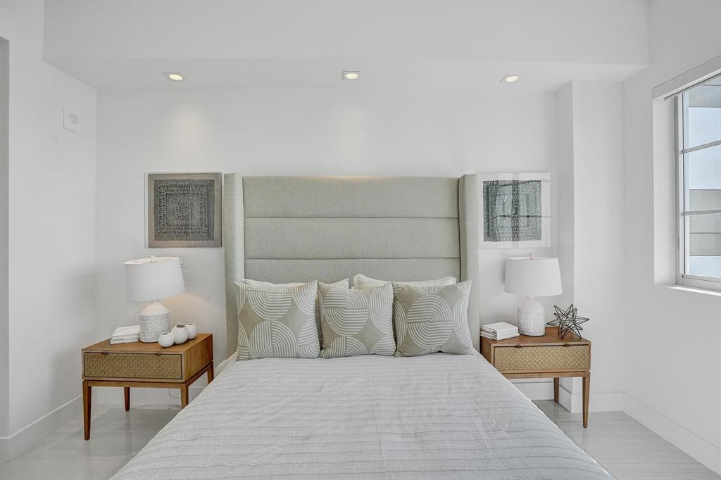 155 E Boca Raton Road Unit: 1210