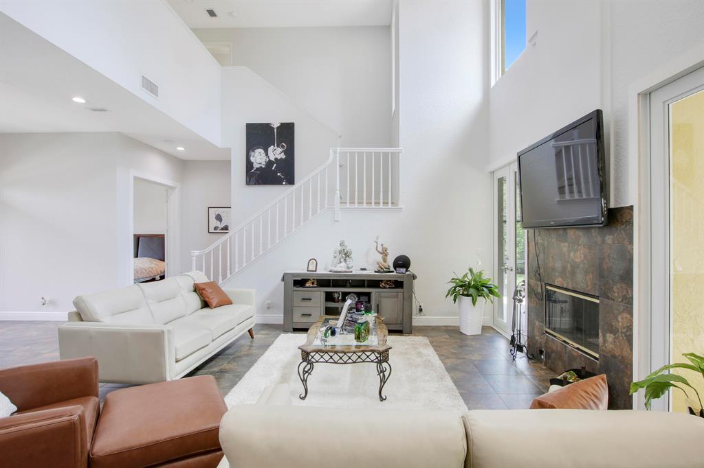 12780 Marsh Pointe Way